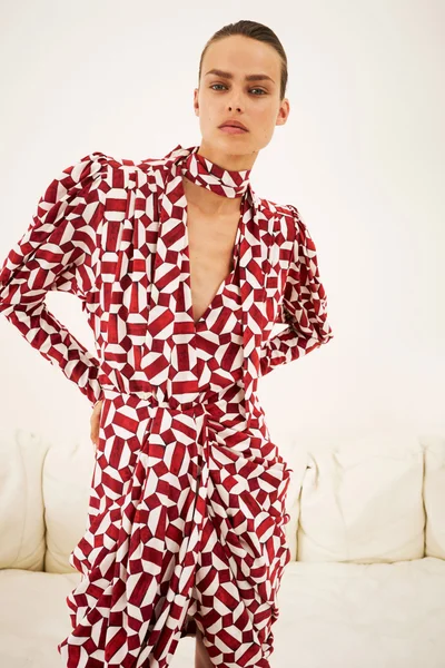 Look 16